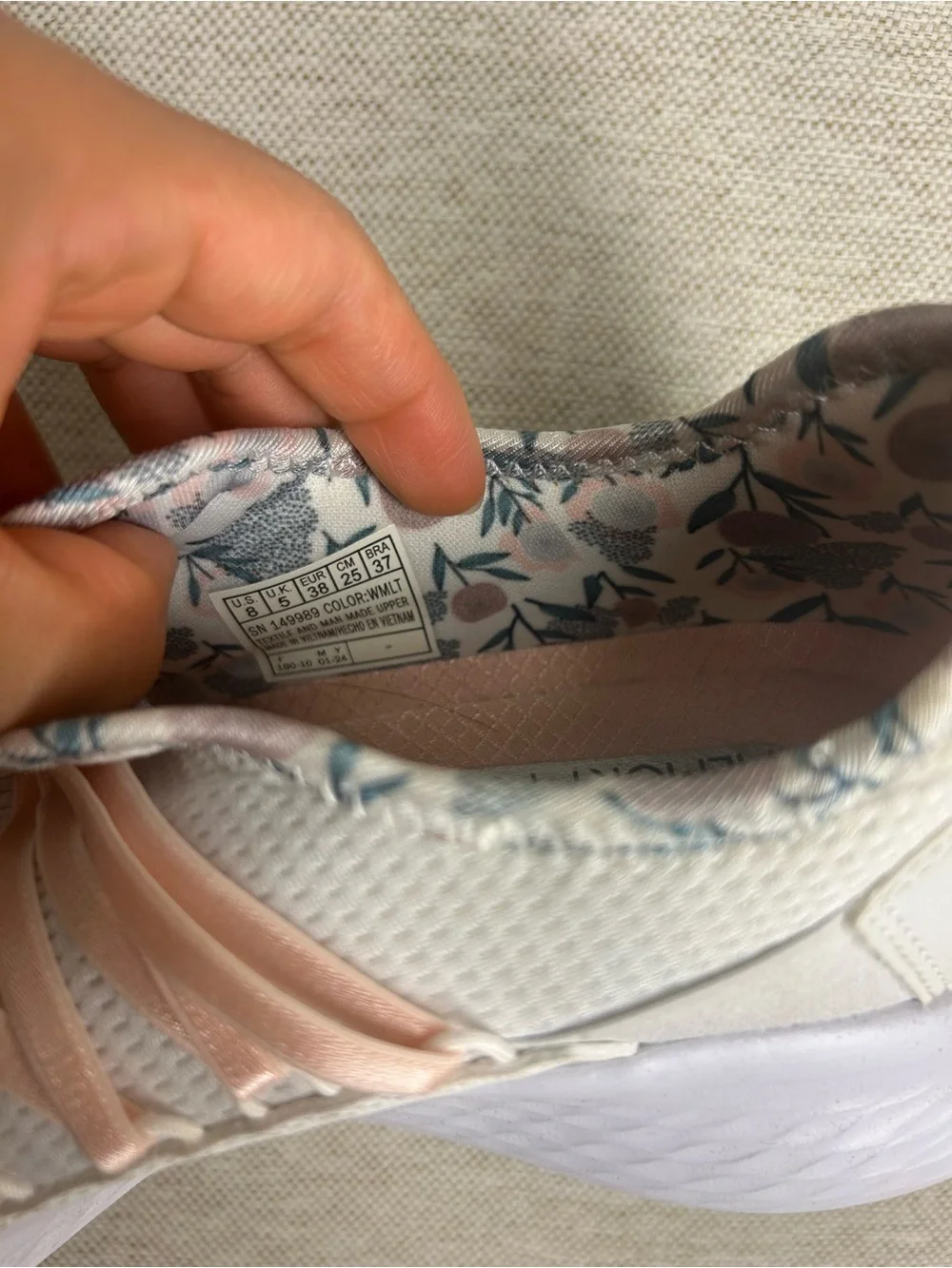 Skechers breathable knit